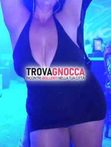 italianissima signora matura elegante e classe
