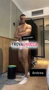 🔥🎁newragazzo bello e dotato pochi giorni città🎁🔥