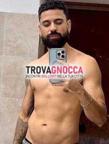 🇧🇷🔥giovane brasiliano ben equipaggiato🔥🇧🇷