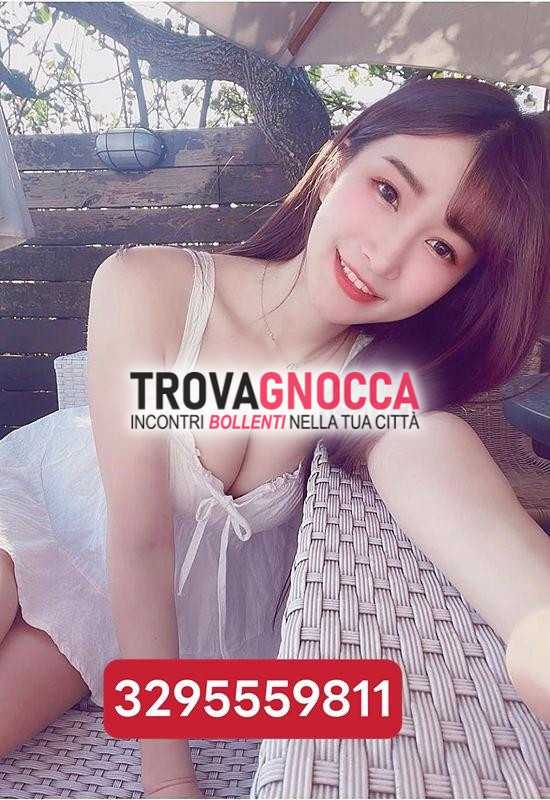 nuovo aperitivo❤️💋💙 giovane donna orientale 🎺👙 meraviglia non perdere.★ incredibile 💖