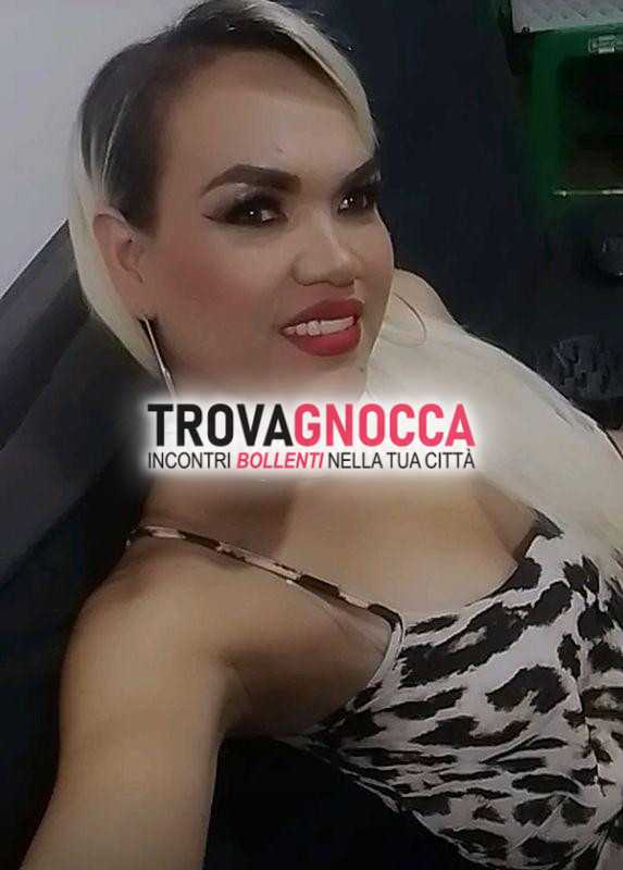 chiara bellissima transessuale è appena arrivata milano