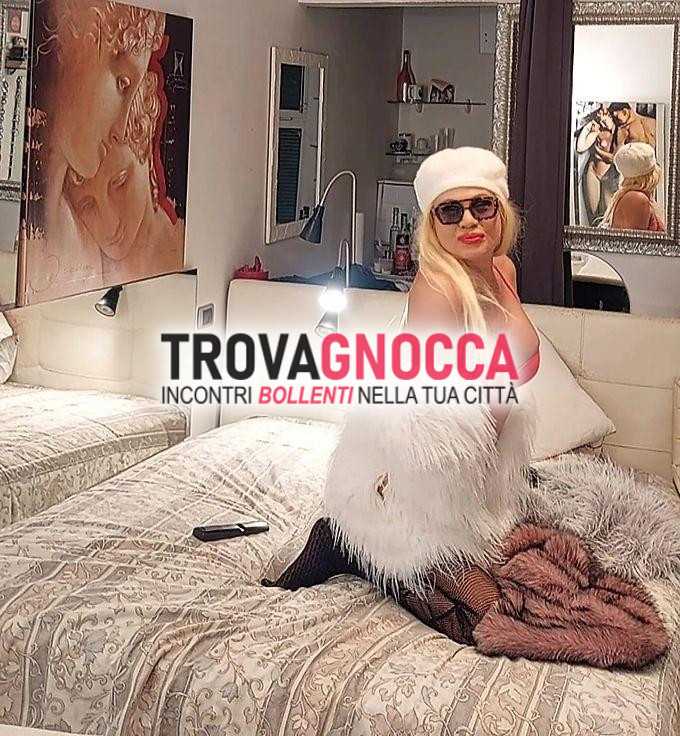 italiana esattamente nelle foto vera sorpresa perchÉ strano ma vero sono mie immagini amatoriali
