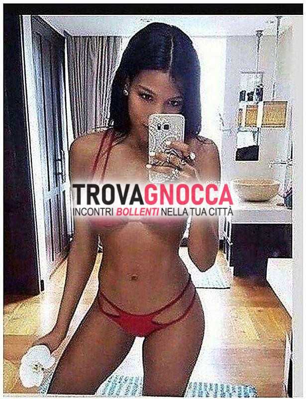city moda😘😘piccola troia🐶🐶😘😘adorei godere mia calda bocca 👄 e farmi leccare fino bagnarmi 🍭🍭🤤🤤😍😍