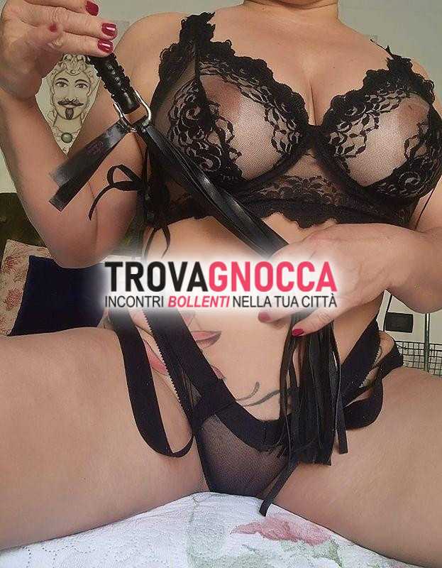 prima volta manduria💣 fermate bellissima spagnola🇪🇸🇪🇸 carolina bionda arrapante🍓🍓 corpo incredibile pelle morbidissima e profumo favoloso🔥.