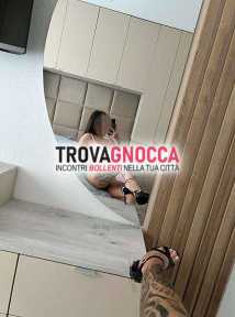 solamente raggiungo ❤️ casa tua e albergo 🏨 anche compagnia dell'amica ❤️ solamente raggiungo ❤️ casa tua e albergo 🏨 anche compagnia dell'amica ❤️