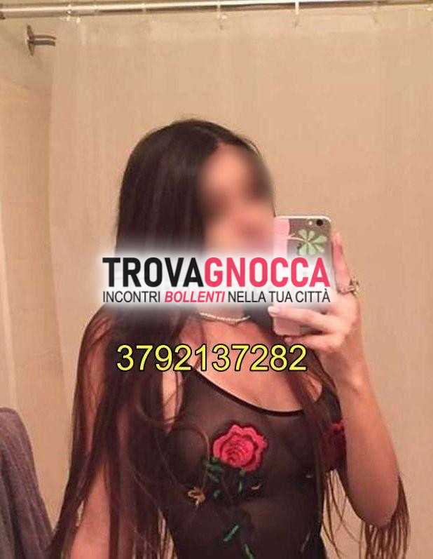 novitÀ pamela💕un delizioso bocconcino gustare piedi nudi💋incantevole e brava porca