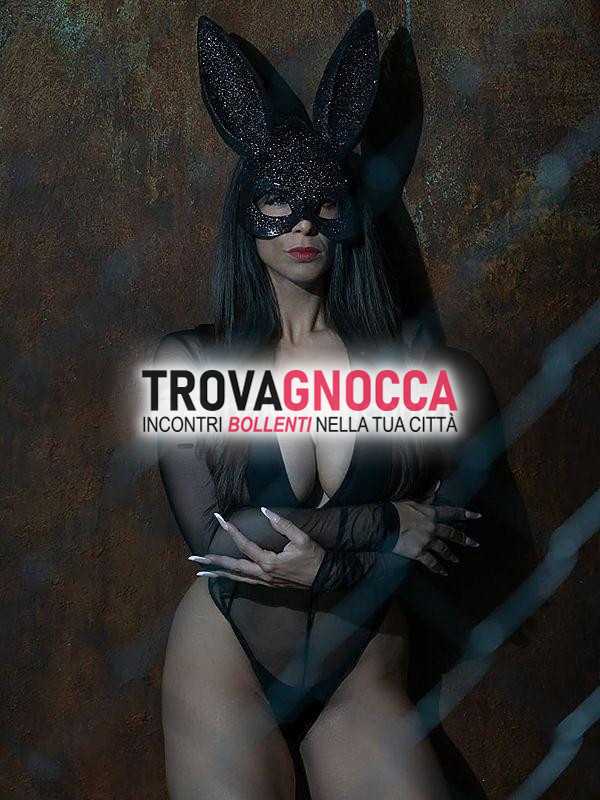 ciao sono simona ho 26 anni e sono napoletana. lavoro cam senza limiti e non faccio incontri. offro esperienze anal squirting e doppia penetrazione dildo. sono vera padrona e mistress.
