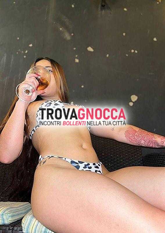 🎀💜🌸katalina appena arrivata bellissima bionda È verace porcellina sensuale e indomita.
