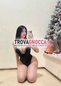 🐷prima volta ad osservare coppia fantastica sassari🍒 piccolina asia È ragazza che adora ciucciare e regalare momenti piacevoli pompini indimenticabili 🍭 non perdere questa occasione unica