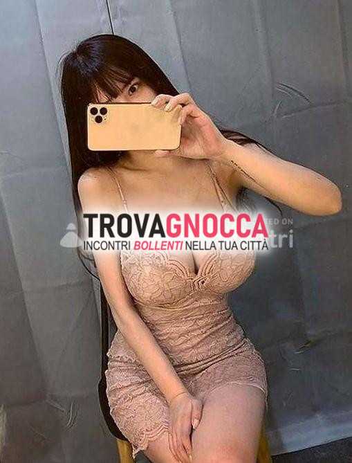 massaggiatrice olistica un'esperienza rigenerante e sensuale