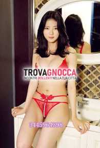 🧡⭐due ragazze passionale giovane orientale bellissima completa faro meglio sexy e moltoma molto🧡⭐
