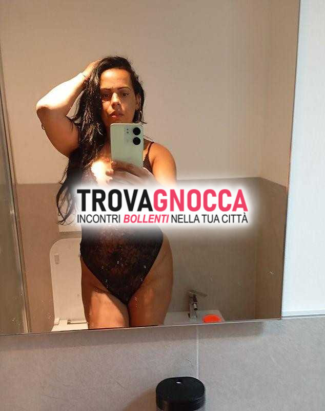 allessia oliveira trans offre momenti intenso piacere e divertimento vieni scoprire suo mondo emozionante e trasgressivo