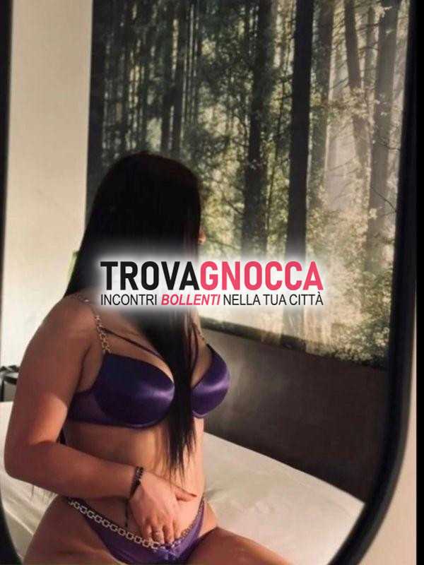 camilla nella zona borgo roma provocante e audace mi rivello sottoveste e tacchi alti . all'apertura porta mi trovi cosÌ  guarda immagini vi