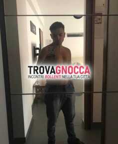 cazzo grosso tutto gustare e prendere ovunque