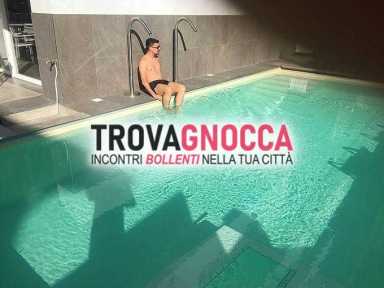giovane enorme desiderio svago coppie o donne sono benvenute