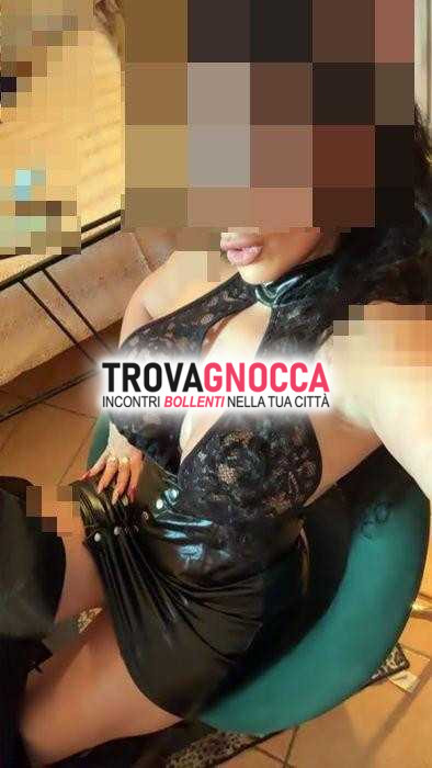 napoletana. incantevole. sogno ogni vero uomo. foto autentiche garantite al 100