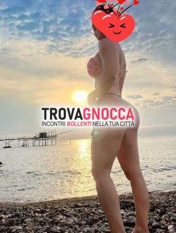 🔴 no straniero 🔴 
anni 40 📌📌📌📌 

🇮🇹 vera italiana 🇮🇹🇮🇹 -40enne 
mora occhi verdi e corpo mozzafiato. 
👅 disponibile anche videochiamate erotiche ❤️ ❤️