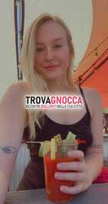 sono disponibile adesso sono disponibile adesso