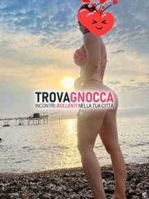 🔴 no straniero 🔴 
anni 40 📌📌📌📌 

🇮🇹 vera italiana 🇮🇹🇮🇹 -40enne 
mora occhi verdi e corpo mozzafiato. 
👅 disponibile anche videochiamate erotiche ❤️ ❤️