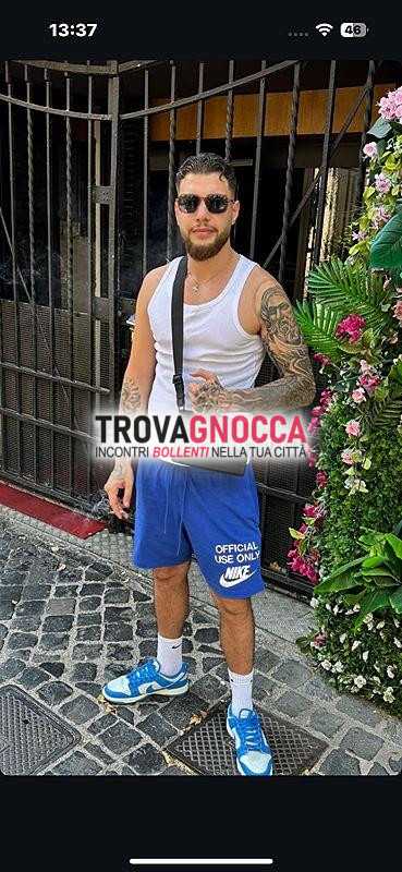 top top kevin 🔥🔥 è appena sbarcato roma rimarrà solo breve periodo 😘😈