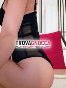 julia molto calda e tranquilla💞 È pronta soddisfarvi lato🅱️-69 bacio alla francese e eccezionale massaggio prostatico👄👄