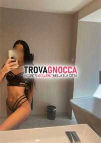 mestre “bella “ukraina” 🇺🇦mora slande e alta nelle immagini dolce e sensuale🌹
