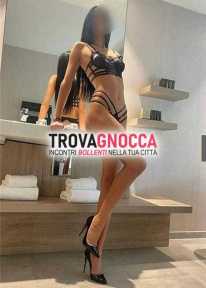 mestre “bella “ukraina” 🇺🇦mora slande e alta nelle immagini dolce e sensuale🌹