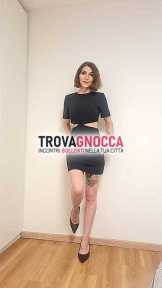 rossana italia foto vere 100 bella morettina caldissima e sexy vogliosa realizzare tutte tue fantasie