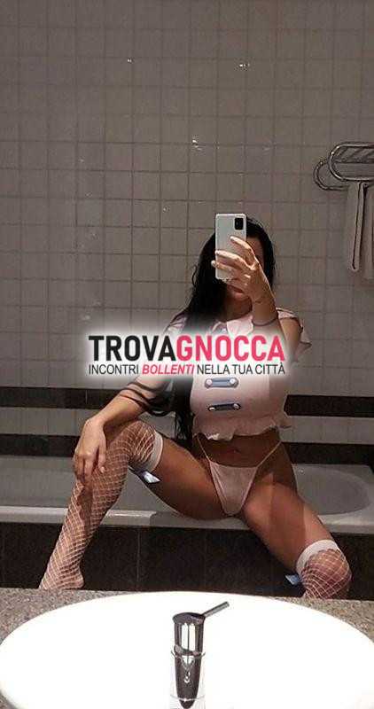 appena arrivata🌸 bambolina bellissima viso straordinario e corpo marmo🌸. 🌸assolutamente provare💋✨ si tratta ragazza classe partecipativa e pronta condividere momenti trasgressione🌸.