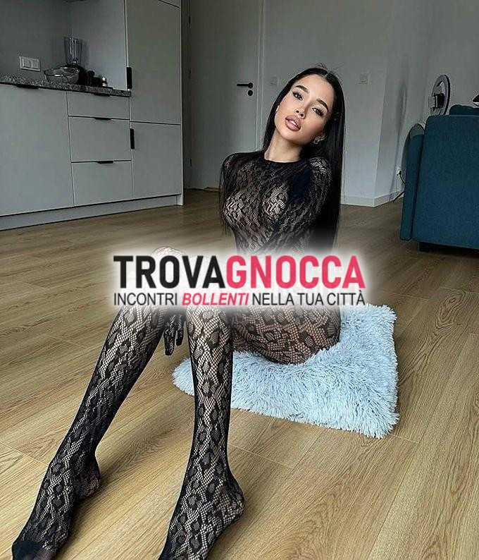 myra ragazza russa È nuova rimini. ricevo e raggiungo anche un'amica 24 anni su
