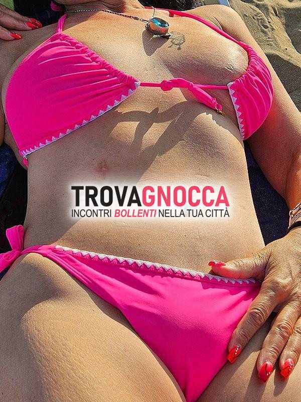 coppia cercÀ un'altra coppia. assolutamente no singoli e no mercenari
