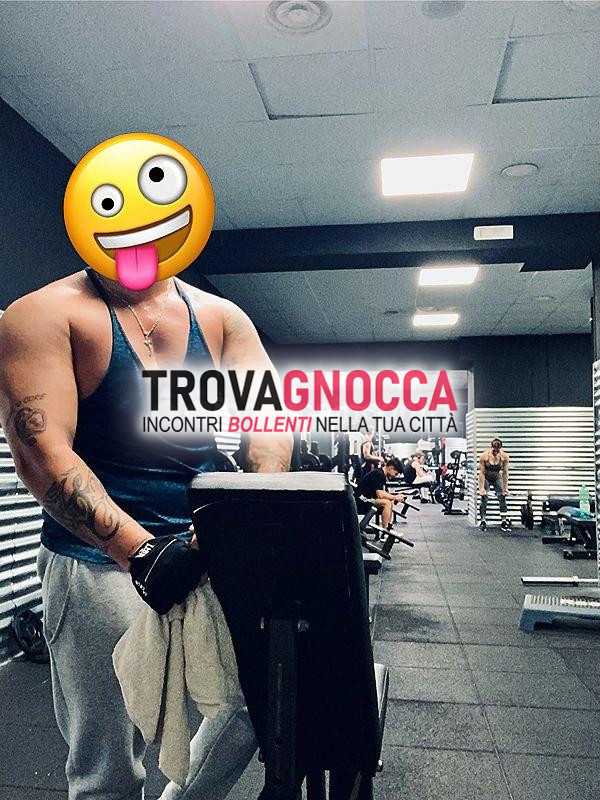 🐷bel toro porco sia attivo che passivo dotato xl momenti piacere intenso🔥