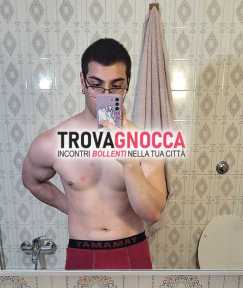 🔥 giovane e muscoloso disponibile incontri – perfetto donne e coppie curiose 🔥