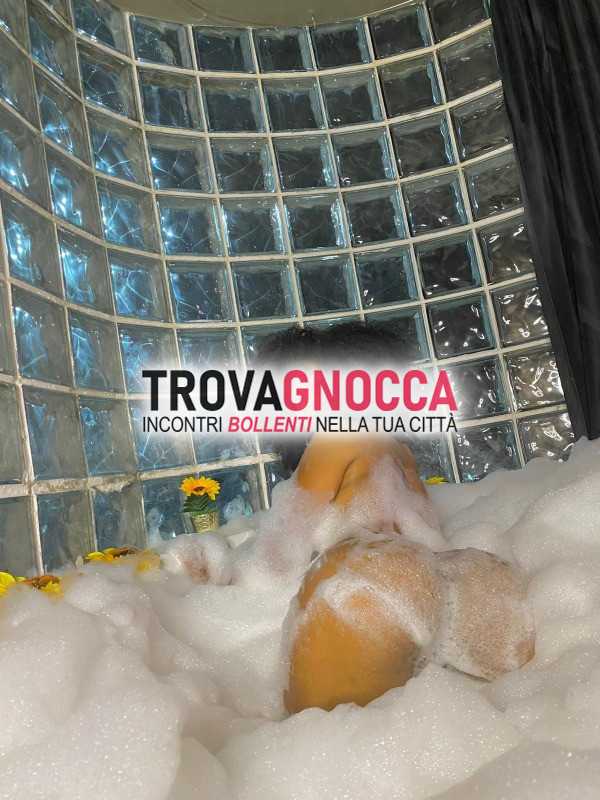 sono alessandra cerco nuove esperienze sessuali e essere dominata🔥