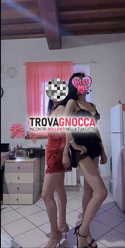 🔥 foto veridiche 🔥 coppia incredibile 💞 due ragazze asiatiche giovani e seducenti 💞
