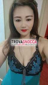 novità 🔥🔥 due vere puttane geisha 😍 porca giapponese è appena arrivata insieme alla sua amica pronte offrirti un'esperienza tutto al naturale incluso bacio lingua 🫦 novità 🔥🔥 due vere puttane geisha 😍 porca giapponese è appena arrivata insieme alla sua amica pronte offrirti un'esperienza tutto al naturale incluso bacio lingua 🫦