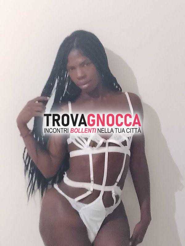 primissima volta 🦋 brasiliana 🦁super porca 🦋foto 💯💯 vere 👄🔥bomba sexy .con bellissimo giocatolo 🍌da paura🍌
