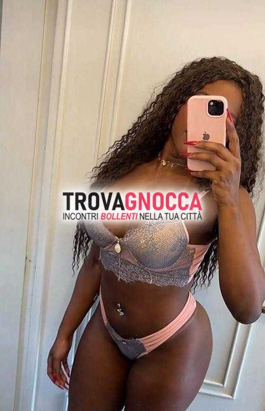 ciao sono valentina 🍓🍓 super completa adoro sfruttare tutte posizioni e mi fa impazzire quando senti tua lingua 👅👅 calda che scorre dentro me. ti aspetto sempre 24 ore 24