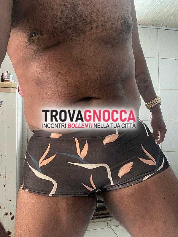 appena giunto ragazzo brasiliano 24 anni veri centimetri è disponibile solo incontri generosi.