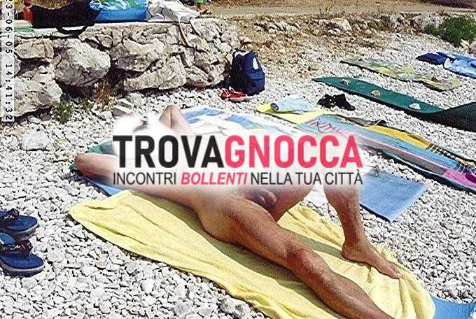siamo completamente spogli mura domestiche pronti goderci attimi pura voglia. ti aspetto fino notte fonda - astenersi perditempo e indecisi