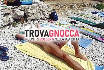 siamo completamente spogli mura domestiche pronti goderci attimi pura voglia. ti aspetto fino notte fonda - astenersi perditempo e indecisi