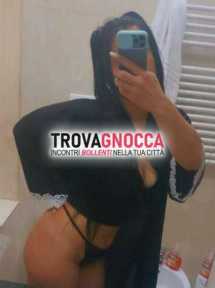 italiana. regina pompino. gola profonda 😜🤪🤪😜 nella zona termini