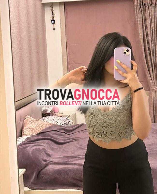 bellissima ragazza italiana disponibile solo oggi