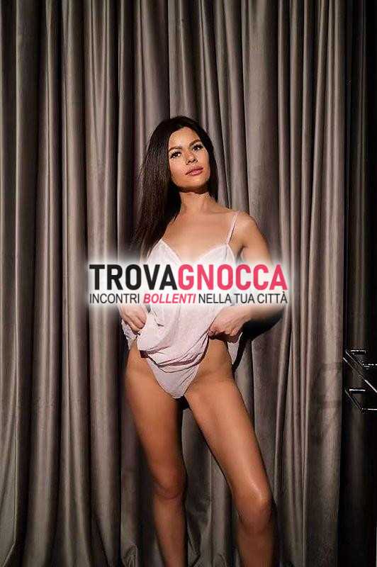 È freschissima ragazza moldava pronta farsi conoscere.
