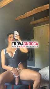 la tua dolce metà è irresistibile e pronta esaudire ogni tuo capriccio.🤍💋 la tua dolce metà è irresistibile e pronta esaudire ogni tuo capriccio.🤍💋