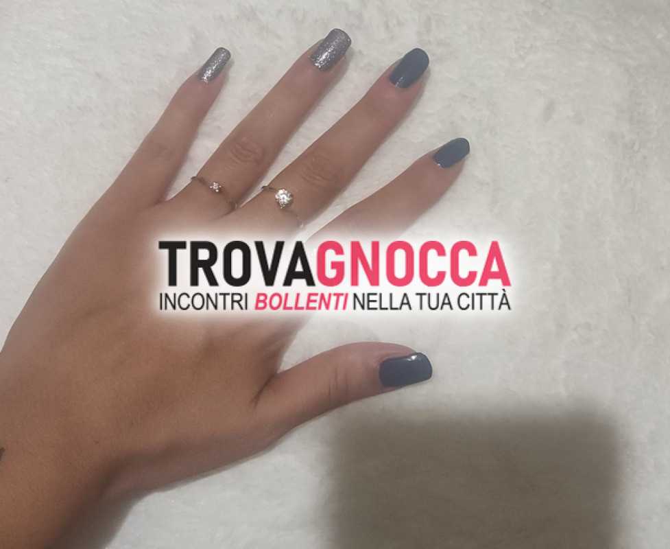 in vena fare festa 🥳🥳🥳  mio marito È osservatore io vera e reale porcellina 🐷🐷. leggi bene qui sotto ⬇️⬇️⬇️⬇️⬇️⬇️⬇️⬇️⬇️ ti aspetto 😙😙