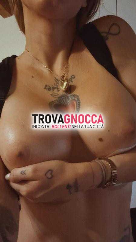 appena tornata nuovo seno 6💦. amante fetish🦶🦶💦💦💦 anche sotto pioggia e.️.️.