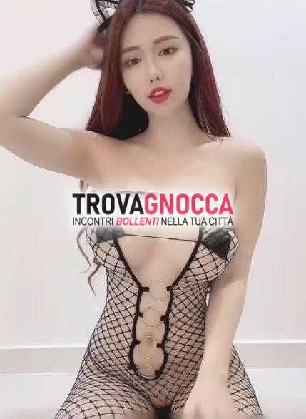 nuova nuova. appena arrivata ragazza bellissima e dolcissima. segreta orientale. nuova fantastica sensualissima e carissima succhiatrice bello e dolce