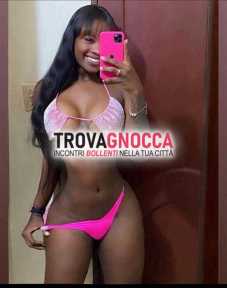 lara alla sua prima volta italia 🇮🇹 cagliari pronta farti perdere testa questa bellissima mulata corpo statuario ti aspetta farti scoprire tue fantasie più nascoste. non perdere l'occasione vivere momento indimenticabile 🫦