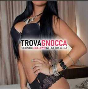 coppia trasgressiva lei È disponibile anche sola